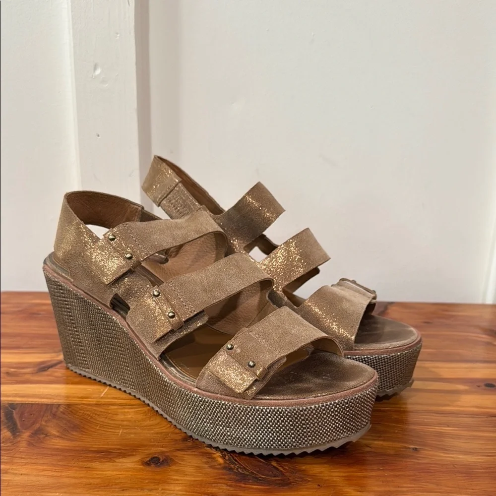Donald Pliner Iris Slingback Wedge Sandals